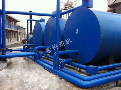 Horizontal asphalt high temperature storage tank
